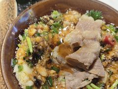 -鹿鸣山草本茶香火锅(园西路店)