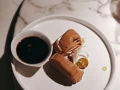 -荷塘秋月·本帮江浙菜(国权路店)