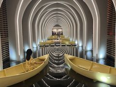 -涨巢·潮玩水疗局