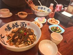 -李犟大爆鳝面·手工蟹黄包(湖滨西湖店)