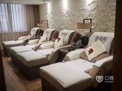 -新盈光·云会所(百丈东路店)