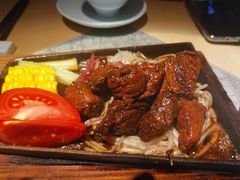 -穹六人间 people 6(岳阳路店)