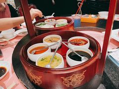 -行家海鲜火锅酒家(静安寺店)