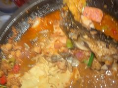 -鸣记脆皮烤鱼·海鲜烤鱼(三八广场店)