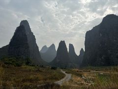 -钟山水墨田园