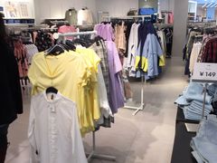 -H&M(天一广场店)