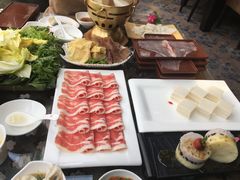 -慢丽江·云南野生菌土鸡锅(西山店)