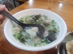 -何太太馄饨面铺(大浒东苑店)