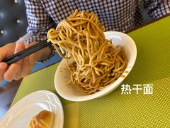 -武汉汉口火车站东方建国大酒店