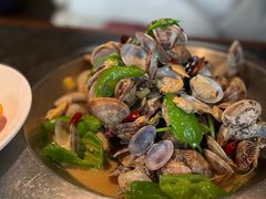 -五谷丰登农家院·地道胶东菜·海鲜烧烤(威海店)