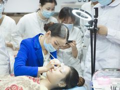 -首脑美容美发化妆美甲培训学校(龙岗校区)