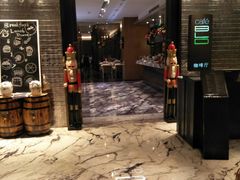 -上海漕河泾万丽酒店