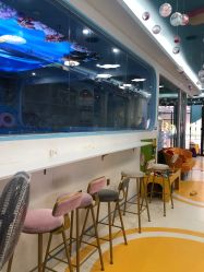 -鲸鱼堡亲子恒温泳池游泳俱乐部(彰泰天街店)