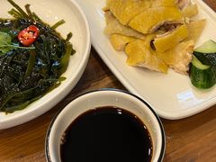 -侬佳蒸菜馆(听潮店)