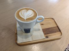 -LAVAZZA拉瓦萨咖啡(中航城君尚购物中心店)