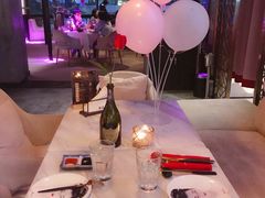 -Bo Lounge & BOA Club