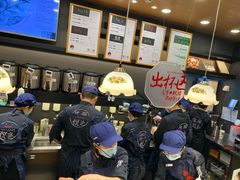 -茶颜悦色(金茂览秀城LG层外街店)