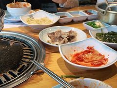 -唯成•韩国炭火烤肉 유성고기