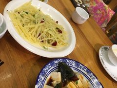 -乌镇那一年小院主题餐厅(甘泉西路店)