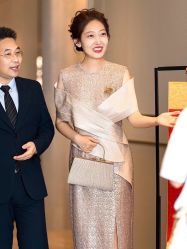 -莫小姐婚纱