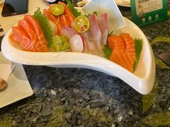 生鱼片-广东嘉华大酒店·季花铁板烧餐厅