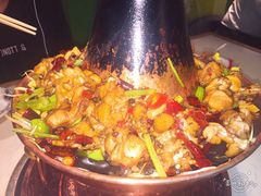 干锅牛蛙-蛙蛙叫干锅年代(簋街总店)