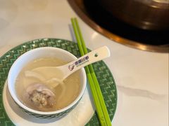 -润园四季椰子鸡火锅(卓越INTOWN店)