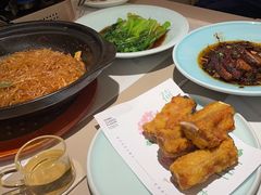 -荷花亭·湖北融合菜(中商广场店)