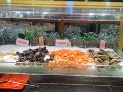 -四海一家自助餐(益田假日广场店)