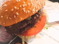 -The Habit Burger Grill 哈比特汉堡(复兴soho店)