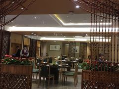 -广州中心皇冠假日酒店·百粤楼