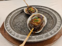 金奖石锅大连鲍-品海楼·大连海胆锅贴馆(东港店)