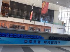 -冰纷万象滑冰场(深圳万象城店)