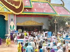 -七彩云南欢乐世界