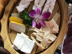 -滇釜火锅·能喝汤的火锅(车公庄店)