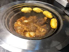 -锅老头海鲜铁锅炖