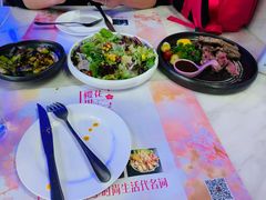 -樱花里音乐餐吧·牛扒椰子鸡(东圃店)