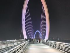 -南京眼步行桥
