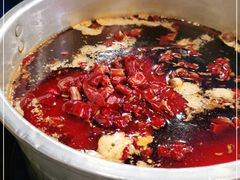 -马路边边串串香(延庆环球新意广场店)