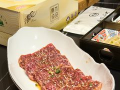 -山川小町·极番烧肉(新地假日广场店)