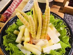 -湊湊火锅·茶憩(新中关购物中心店)