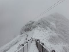 -牛背山