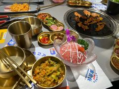 -金会长自助海鲜·烤肉(人民广场店)