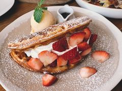 -ROAST coffee & eatery