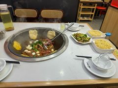 -鲁员外地锅鸡地锅鱼(古墩路店)