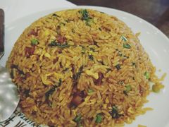 腊肉酱油炒饭-卫鼎轩·家宴(水上公园店)