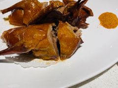 金牌乳鸽-煲王粤菜餐厅(中侨中心店)