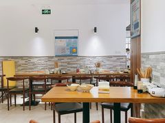 -黄阿姨锅贴大王(万航渡路店)