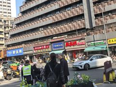 -吾悦广场(南京鼓楼店)