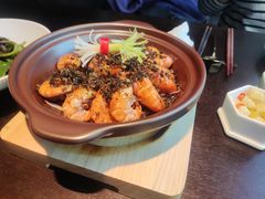 石锅梅菜罗氏虾-大拙里·精致融合菜(沙湖桃源国际店)